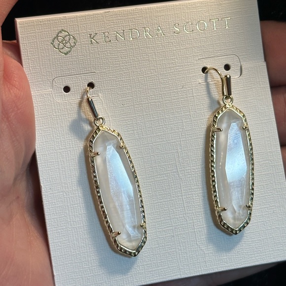 EUC Layla Gold & White Drop Earrings - Picture 1 of 7